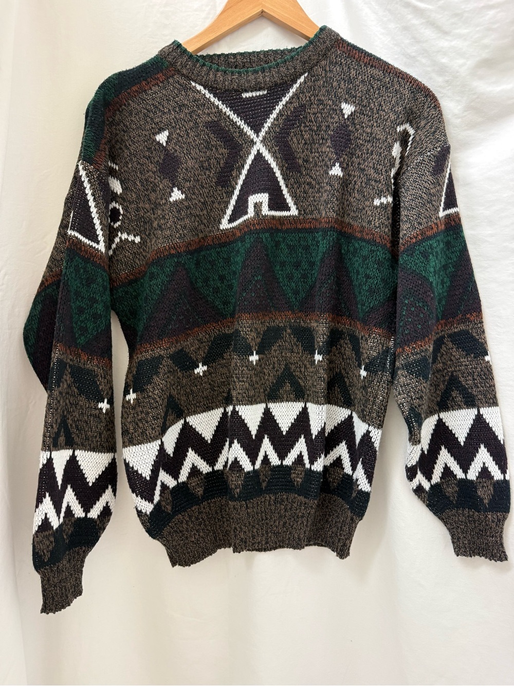 Men's Patterned Crewneck Sweater in Dark Green and Brown